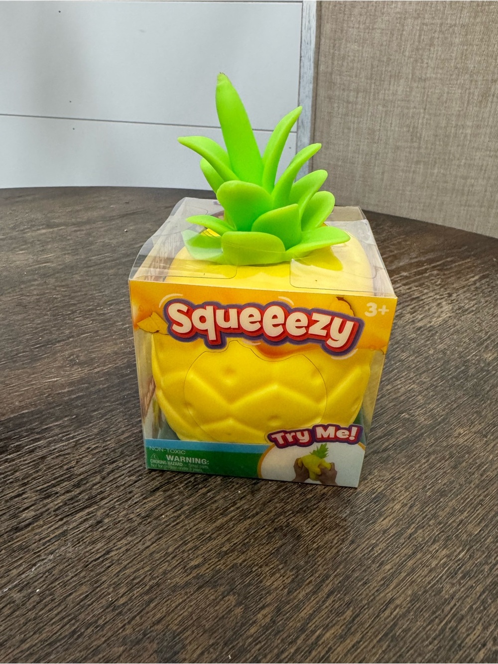 Sunny Days squeeezy pineapple